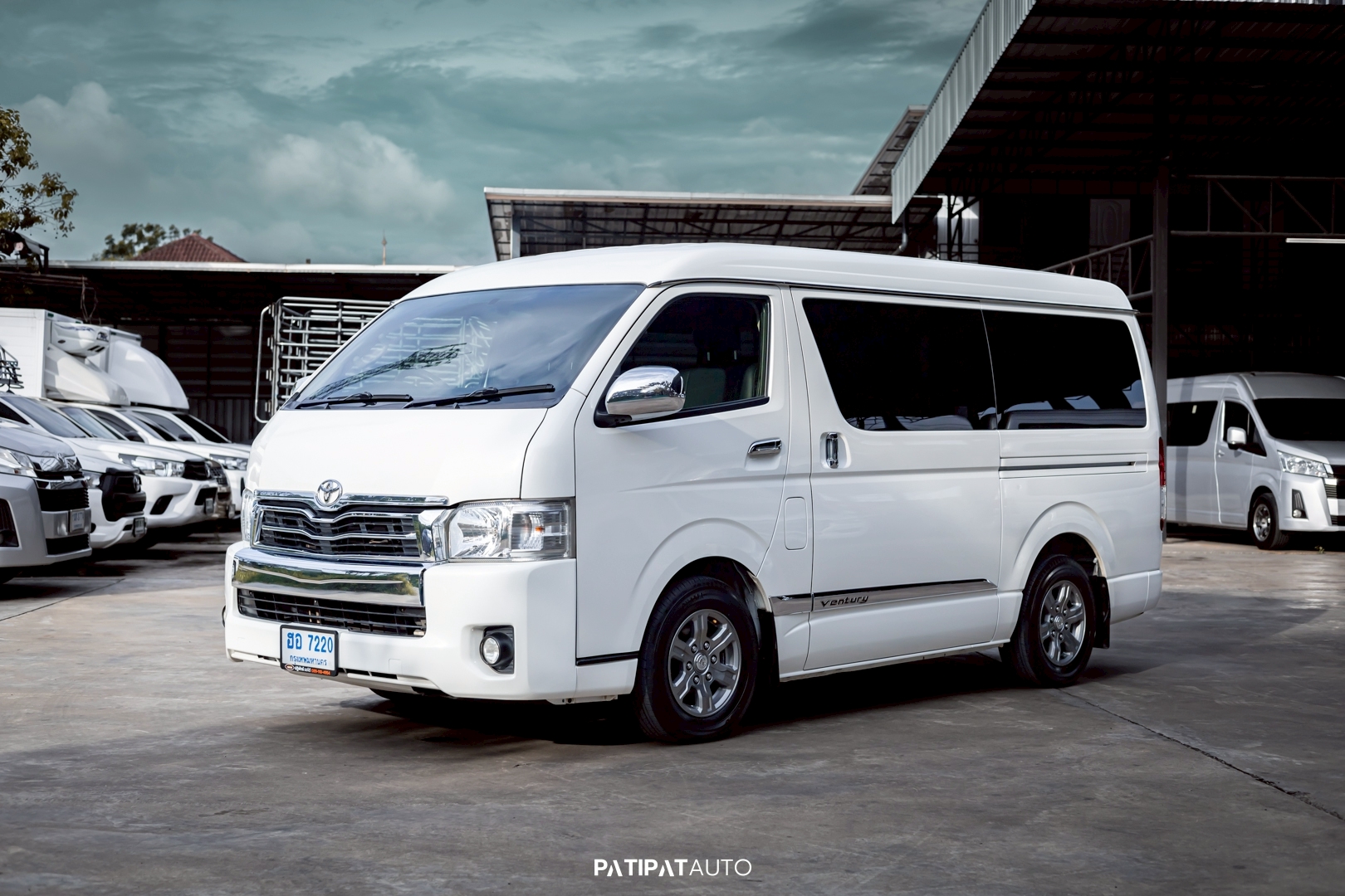 TOYOTA VENTURY 3.0 G AT ปี 2019