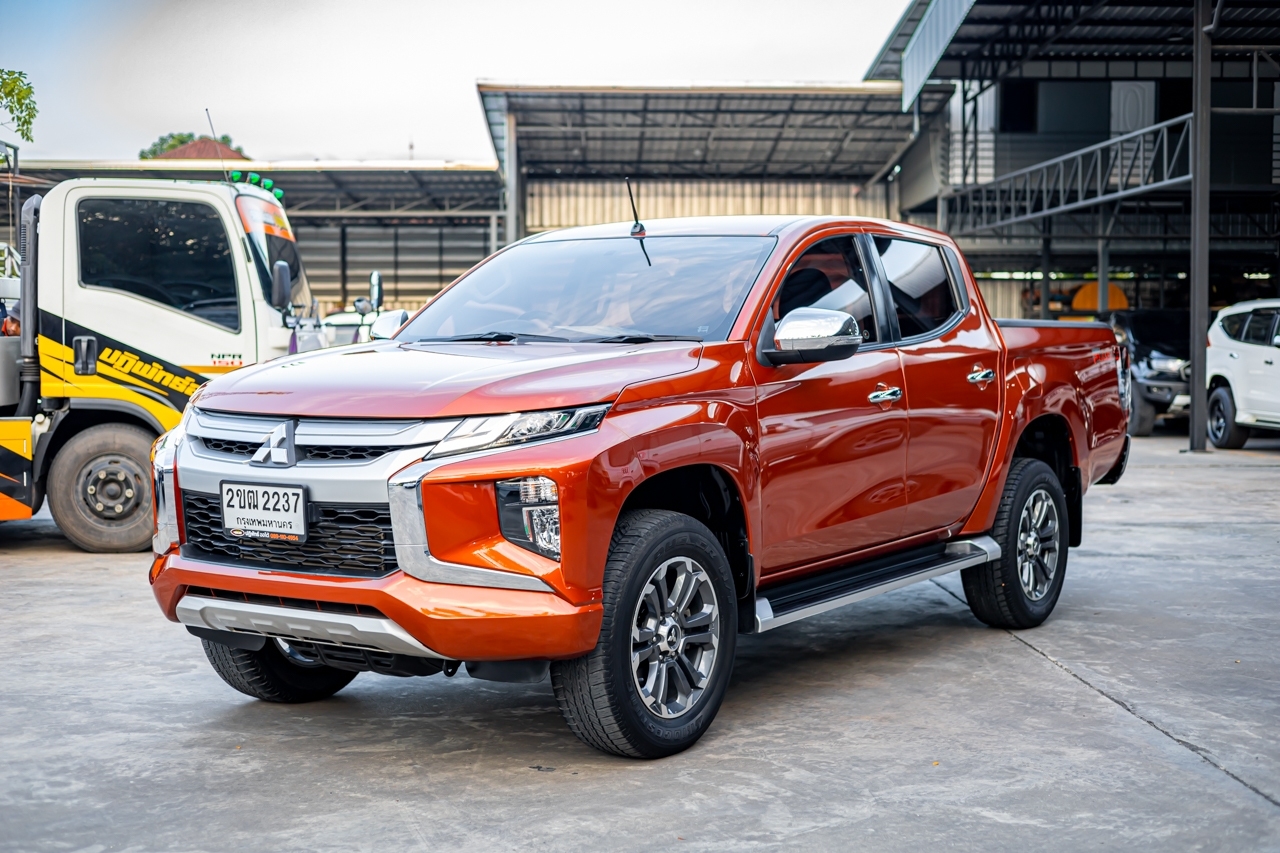 MITSUBISHI TRITON DOUBLE CAB 2.4 GLS PLUS AT ปี 2021