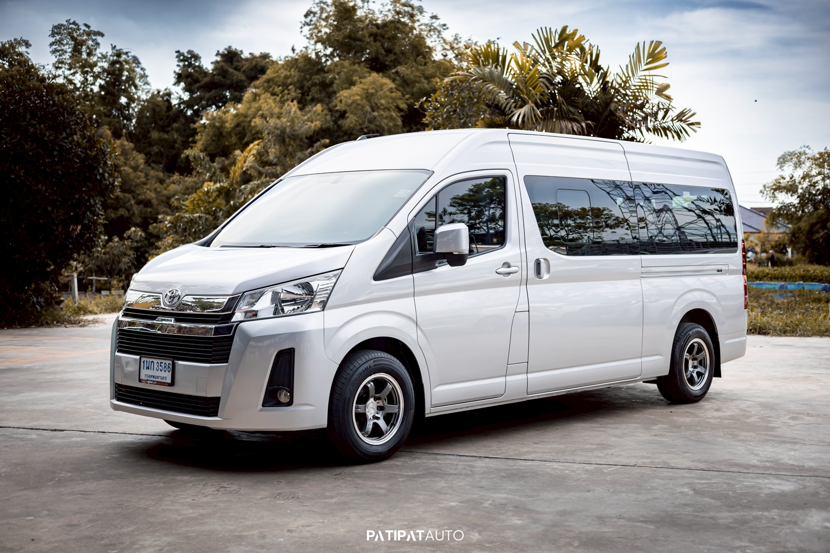 TOYOTA COMMUTER 2.8 GL AT ปี 2020