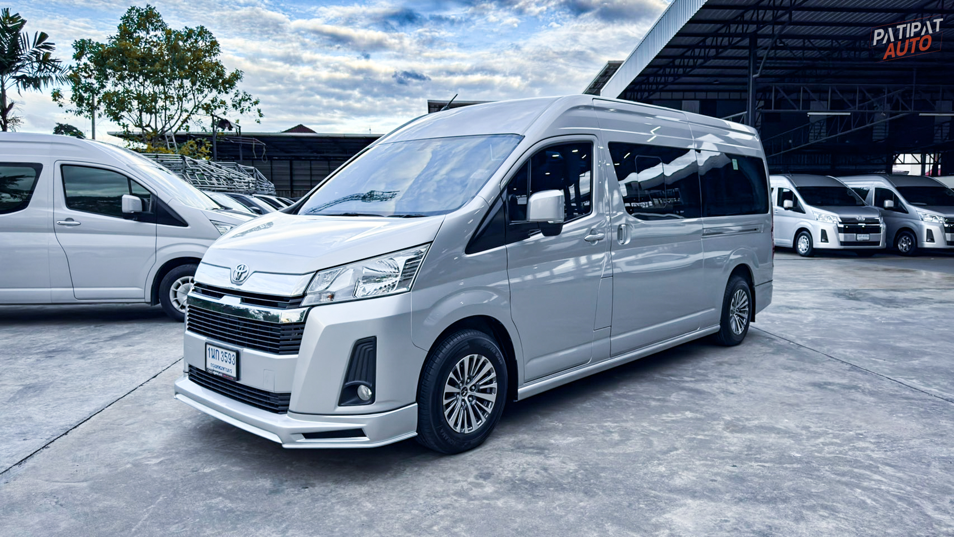 TOYOTA COMMUTER 2.8 GL AT VIP ปี 2020