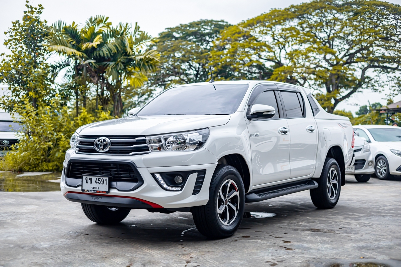 TOYOTA REVO DOUBLE CAB 2.4 E PRERUNNER TRD SPORTIVO AT ปี 2017