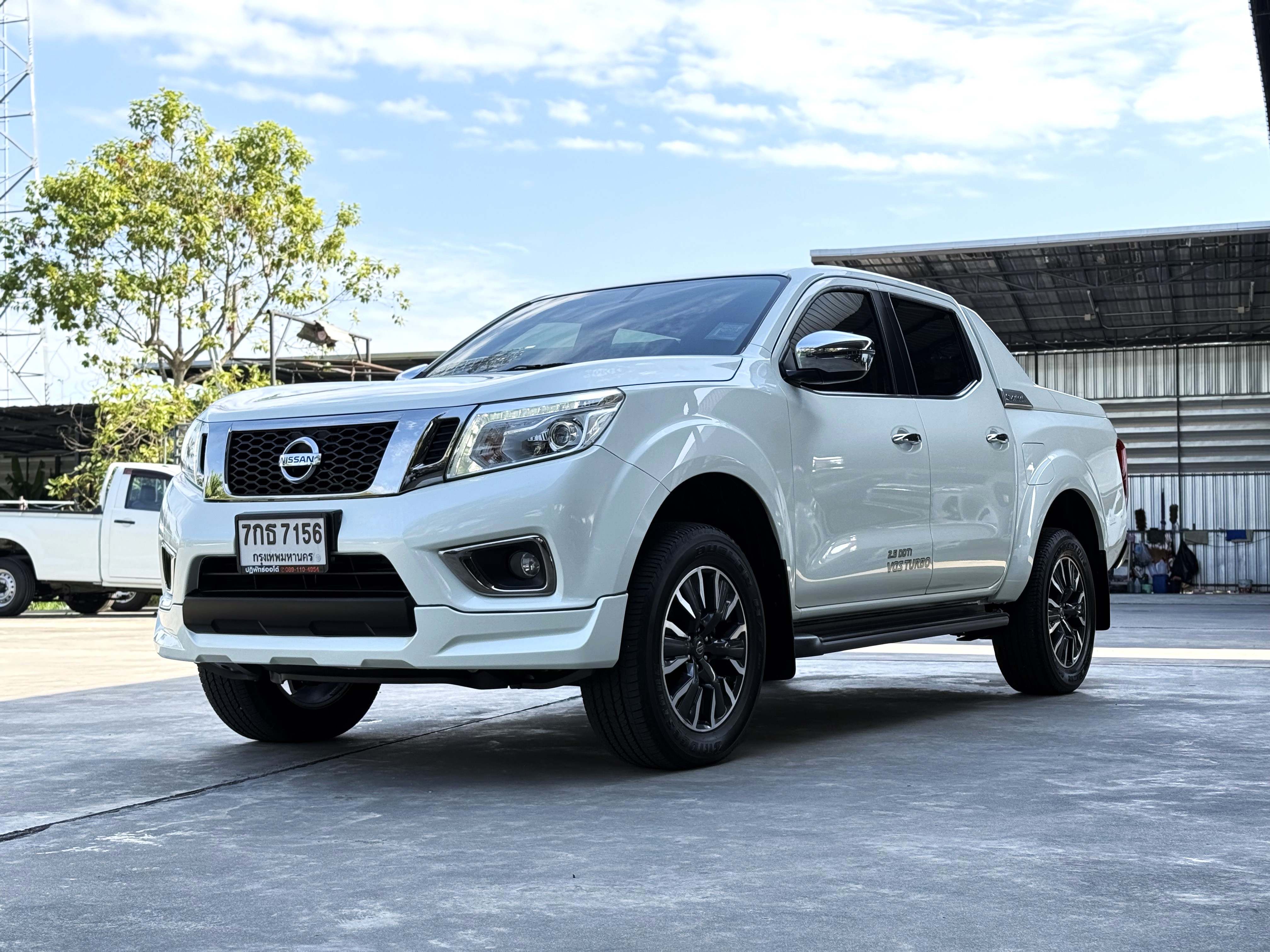 NISSAN NAVARA 2.5 V CALIBRE SPORTECH DOUBLE CAB 4WD AT ปี 2018 