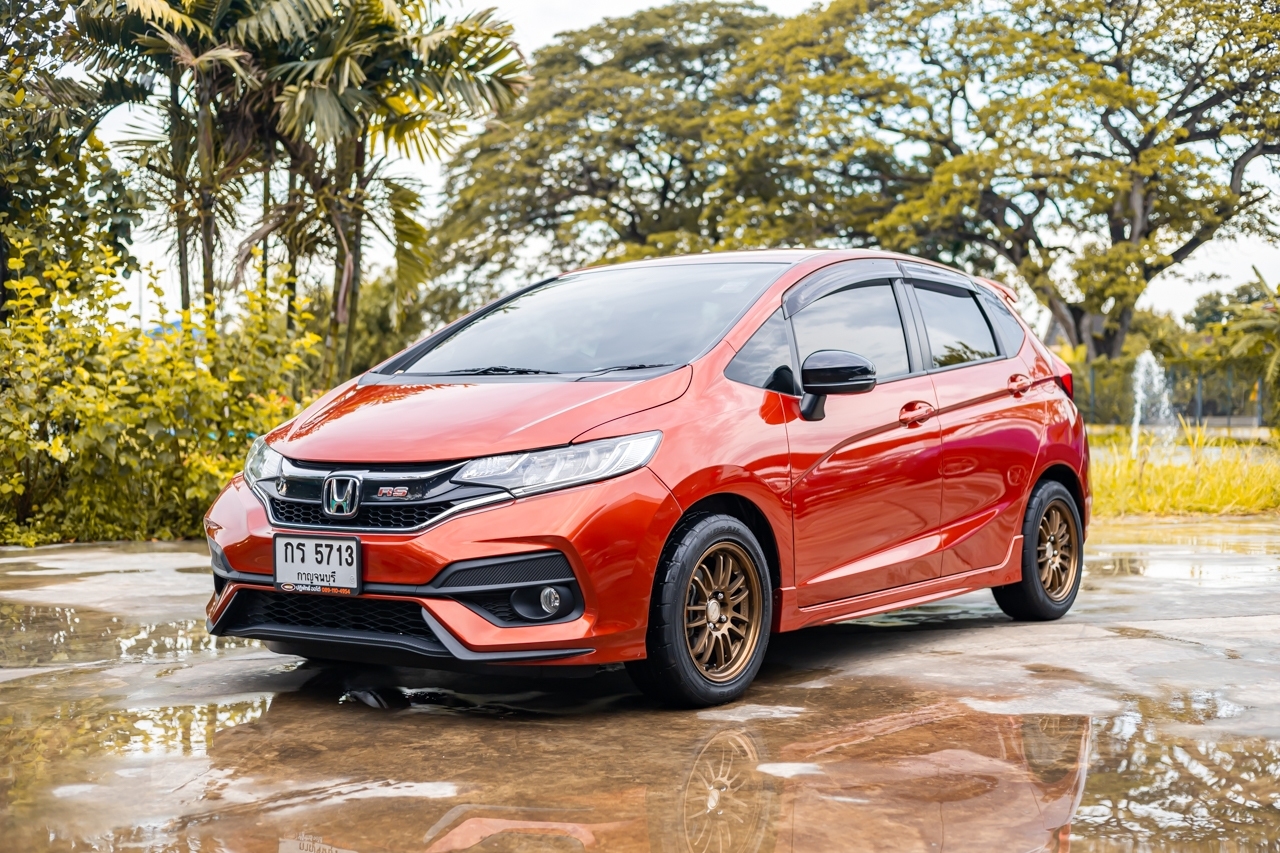 HONDA JAZZ 1.5 RS AT ปี 2019