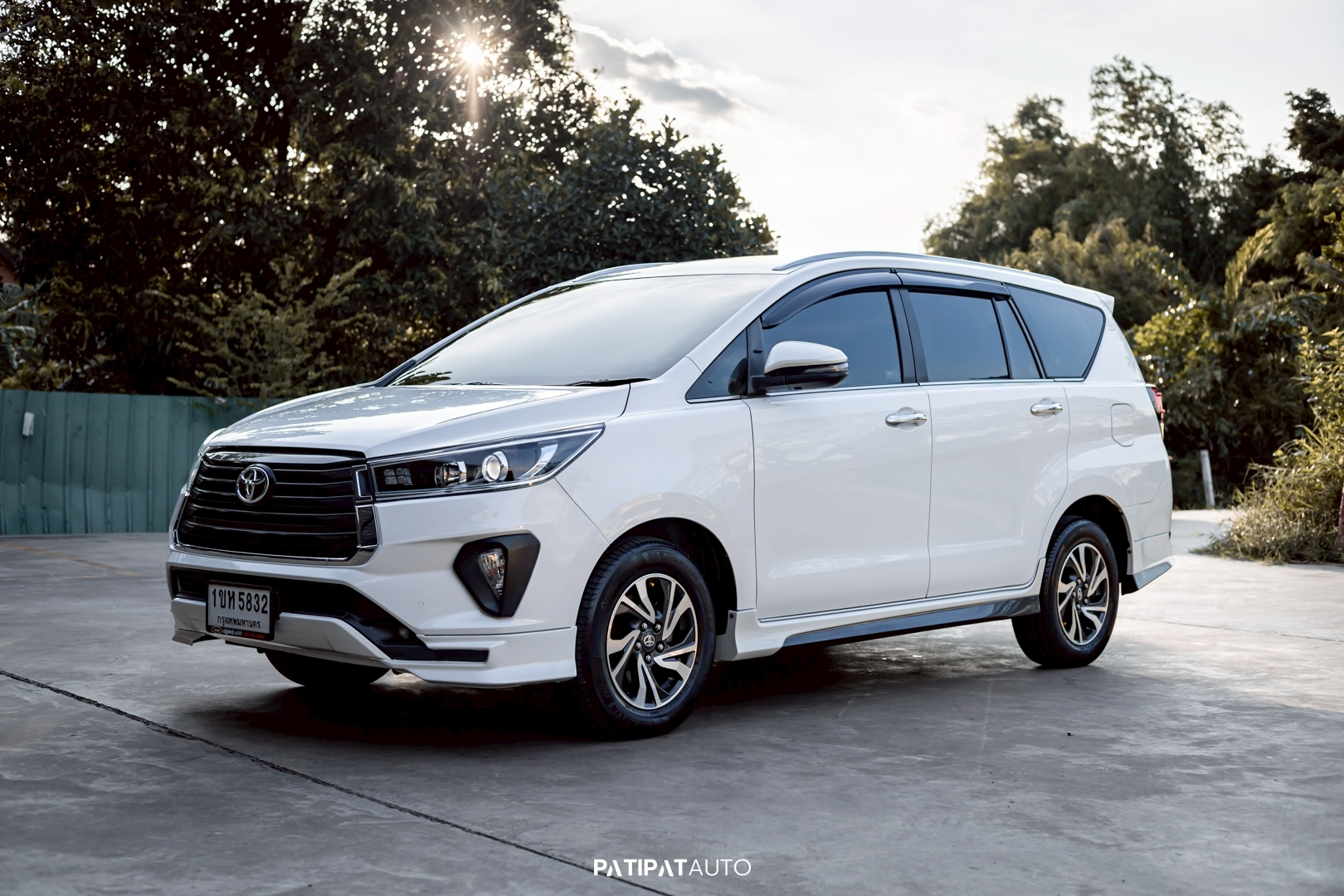TOYOTA INNOVA 2.8 CRYSTA AT ปี 2021