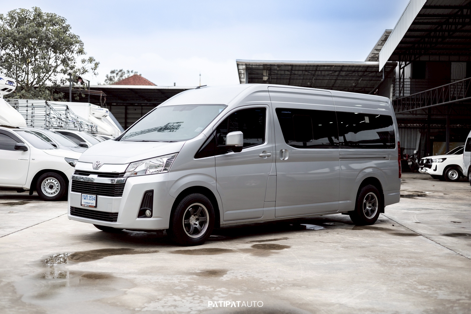 TOYOTA COMMUTER 2.8 GL AT VIP ปี 2020