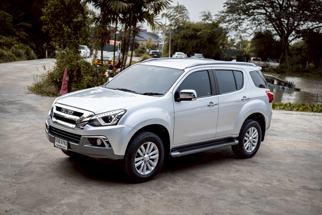 ISUZU MU-X 3.0 DVD NAVI AT ปี 2018