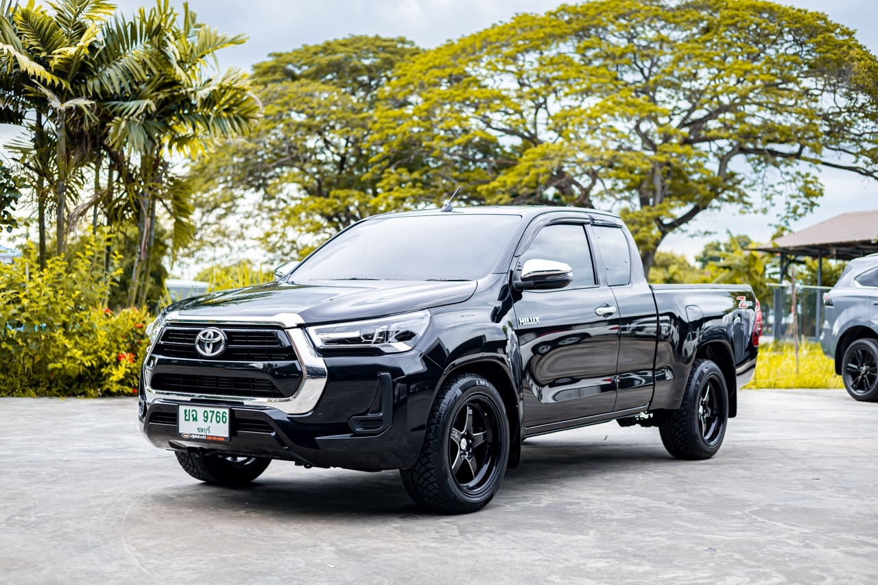 TOYOTA REVO CAB 2.4 MID Z EDITION AT ปี 2023