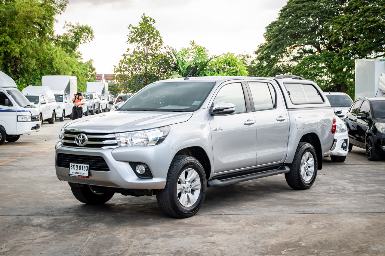TOYOTA REVO 2.4 E PRERUNNER 4 ประตู AT 2017
