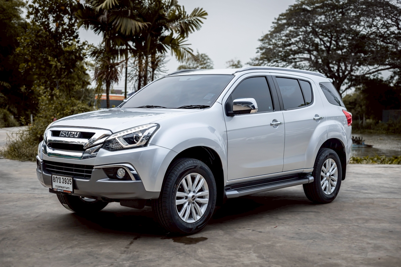 ISUZU MU-X 3.0 DVD NAVI AT ปี 2018