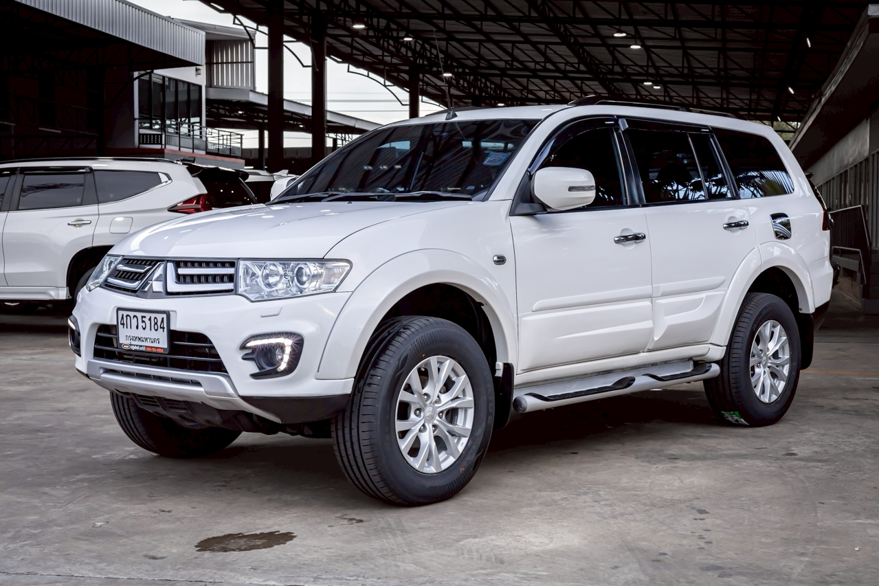 MITSUBISHI PAJERO SPORT 2.5 GT 4WD AT ปี 2015