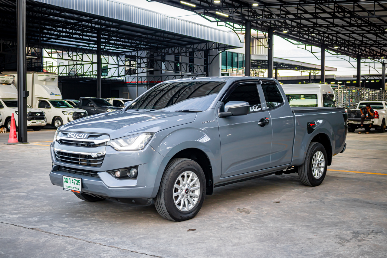 ISUZU D-MAX CAB 1.9 L DA MT 2023